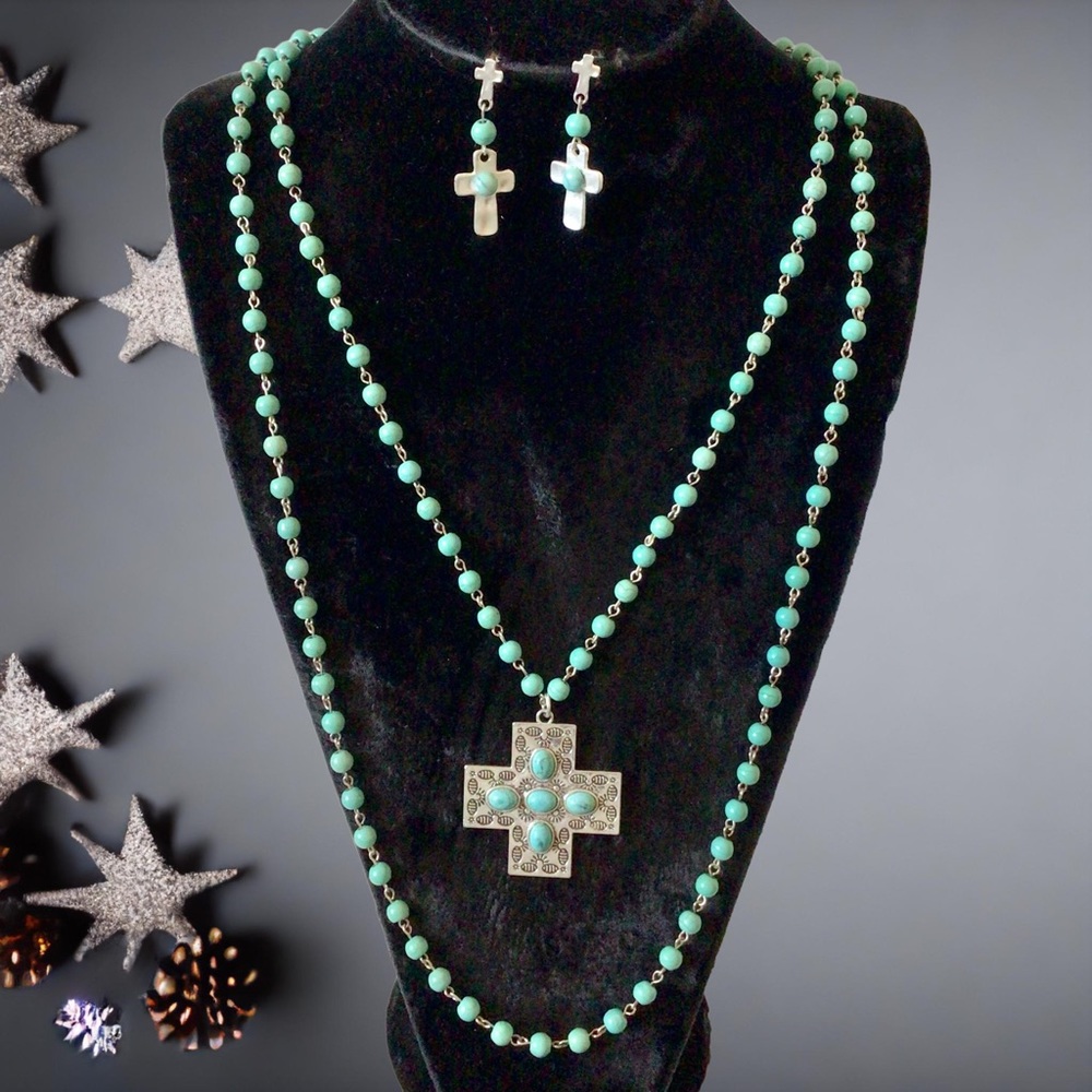 NWT La Paloma Beaded Necklace & Earring Set with Cross Pendants